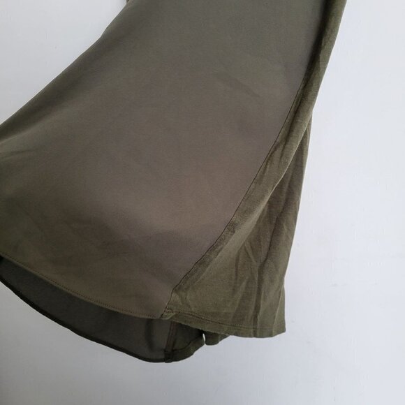 Loft Sleeveless Keyhole Button Back Green Silky Smooth Tank Blouse Top Size XS - Picture 4 of 10